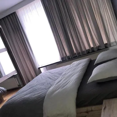 De 3 Chambres * Gent